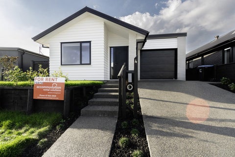 4 De La Mare Drive, Leamington, Cambridge