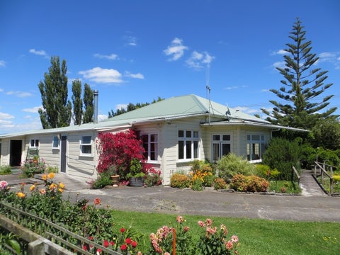 282 Railway Road, Kelvin Grove, Palmerston North