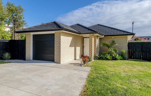 25 Mahia Lane, Waikanae