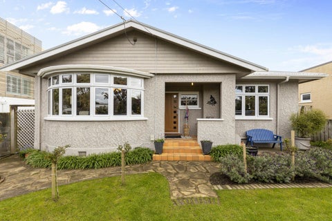 25 McLean Street, Strandon, New Plymouth