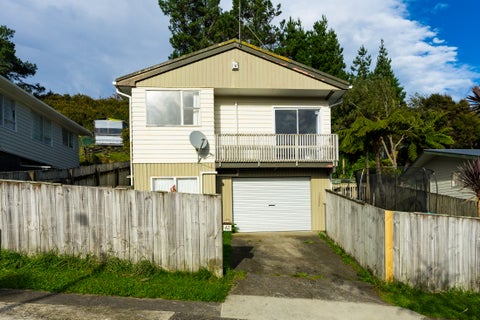 42 Kingsley Street, Stokes Valley, Lower Hutt