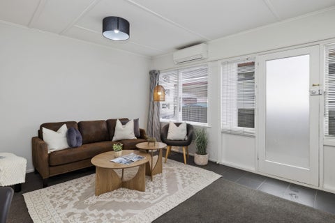11/6 Keys Street, Elderslea, Upper Hutt