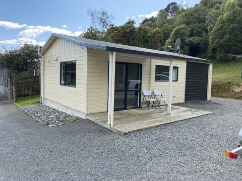 25 Seaview Crescent, Picton