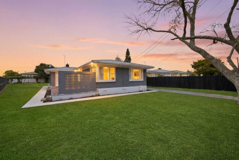 16 Fenwick Crescent, Hillcrest, Hamilton