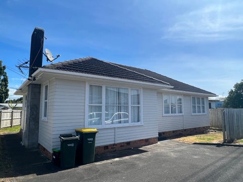 21 Mcburney Place, Mangere East, Auckland