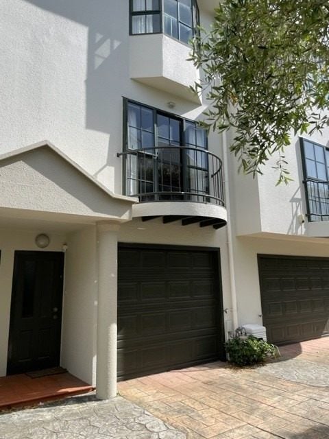 16C Hobson Street, Thorndon, Wellington