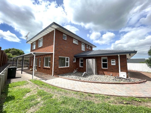 26 Gerard Way, Saint Johns, Auckland