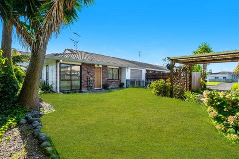 69B Hamilton Drive, Waiuku, Waiuku