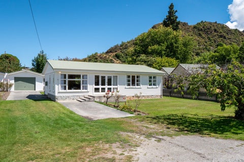14 Caernarvon Street, Arrowtown, Arrowtown