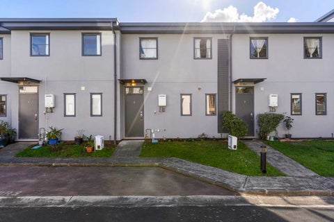 8/42 Holly Street, Avondale, Auckland