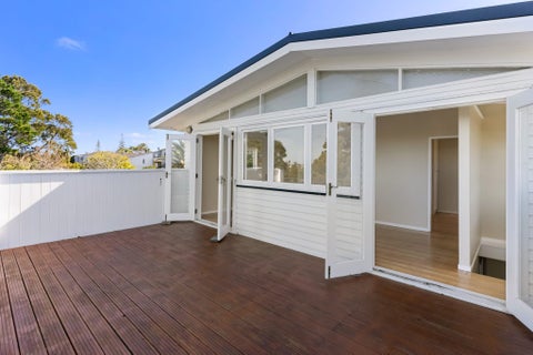 229A Sunset Road, Sunnynook, Auckland