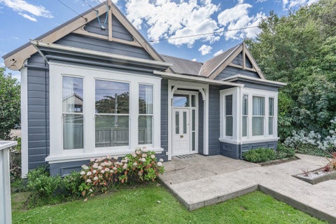 24 Neidpath Road, Mornington, Dunedin