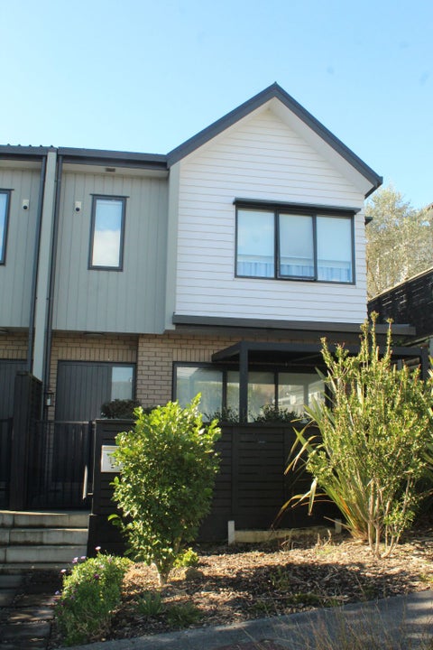 11 Pennant Street, Long Bay, Auckland