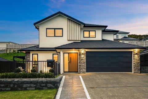 11 Te Hoiere Street, Aotea, Porirua
