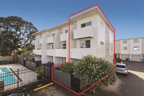 19/3 Riverside Road, Orewa, Orewa