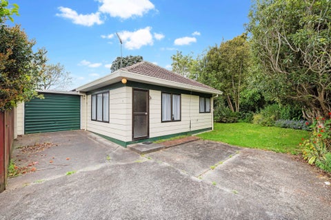 8/25 Waterview Road West, Takanini, Auckland