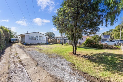 9 Muir Avenue, Mangere Bridge, Auckland