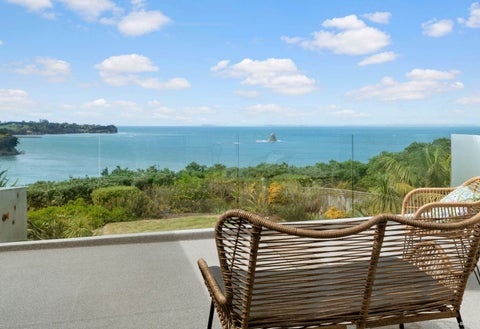 1003 Whangaparaoa Road, Matakatia, Whangaparaoa