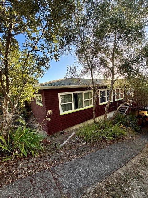 125 Browns Bay Road, Browns Bay, Auckland
