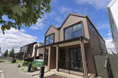 18 Yellow Pear Lane, Karaka, Papakura