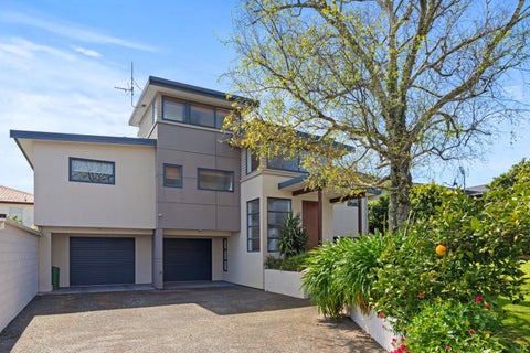 18 Andrew Place, Otumoetai, Tauranga