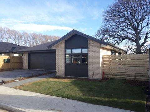 61 Quinn Crescent, Woodend, Woodend