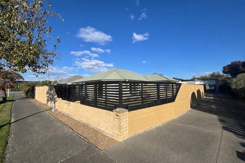 1B Amos Place, Shirley, Christchurch