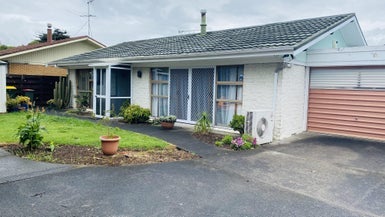 2/205 St George Street, Papatoetoe, Auckland