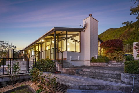 124 Huia Street, Waikanae