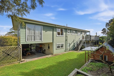 8 Addis Place, Shelly Park, Auckland