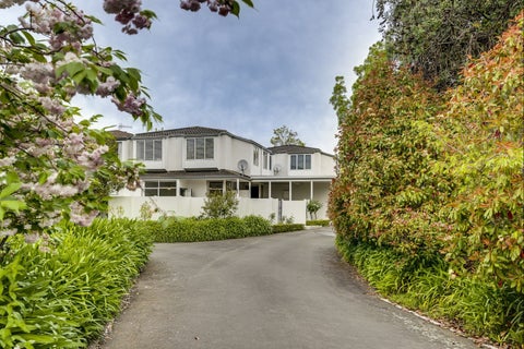 2/14 Greenwood ROAD, HAVELOCK NORTH, HAVELOCK NORTH