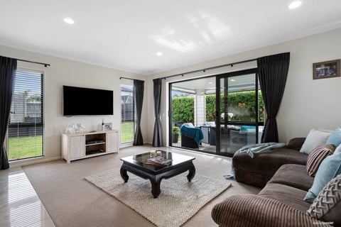 24 Pony Park Place, Beachlands, Auckland