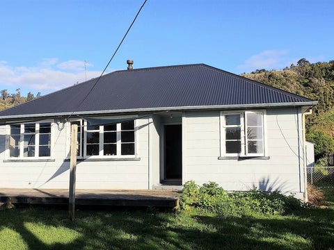 4 Main Road, Ngakawau, Hector