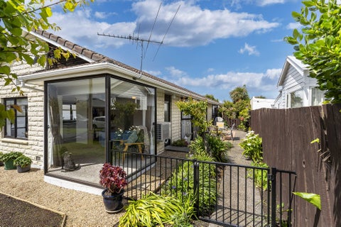 33A Hargest Crescent, Saint Kilda, Dunedin