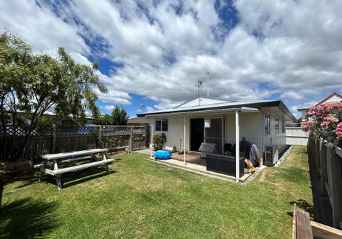 4/12 Neeve Road, Taradale, Napier