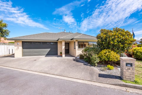 10 Aburoc Place, Paraparaumu Beach, Paraparaumu