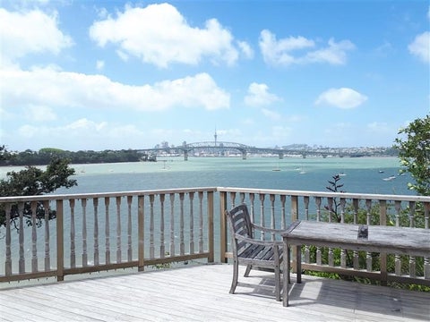 15 Awanui Street, Birkenhead, Auckland