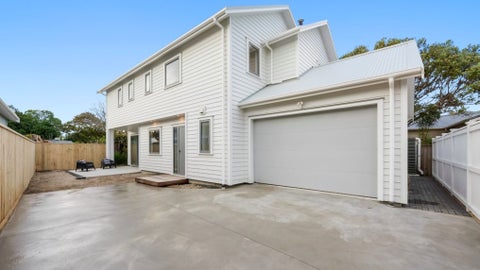 11B Puriri Street, Woburn, Lower Hutt