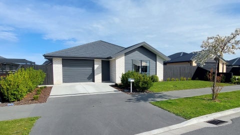 94 Sunline Avenue, Lincoln, Lincoln