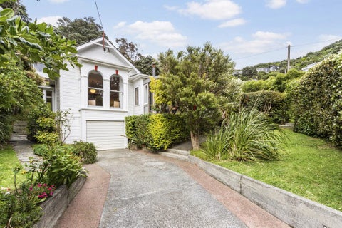 1 Valley Street, Island Bay, Wellington