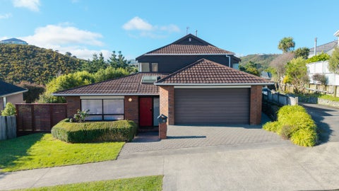 12 Longmont Terrace, Churton Park, Wellington