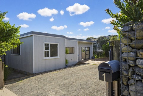 1 Matuhi Street, Waikanae