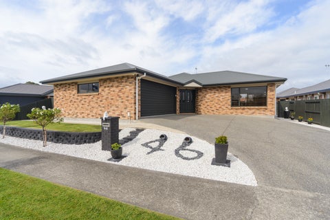 46 Peter Hall Drive, Kelvin Grove, Palmerston North
