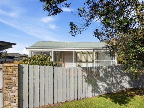 24 West Hoe Road, Orewa, Orewa