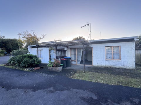8/3 Rossgrove Terrace, Mount Albert, Auckland