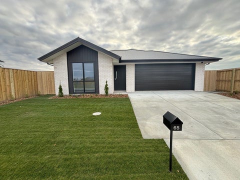 65 Mehrtens Crescent, Woodend, Woodend