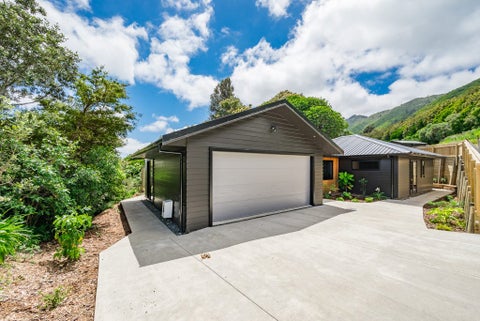 174 Winara Avenue, Waikanae, Waikanae