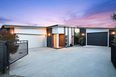 27 Bradnor Meadows Drive, Swanson, Auckland