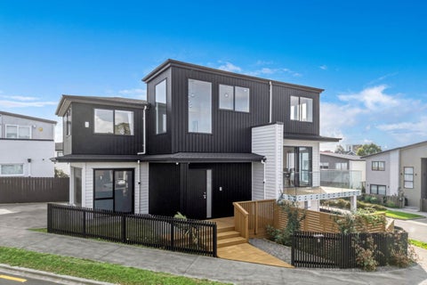 8 La Bella Road, Hobsonville, Auckland