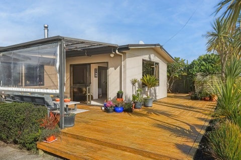 47 Marine Parade, Carters Beach, Westport